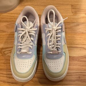 Nike Women's Sneakers - Pastel Blue, Cream, and White